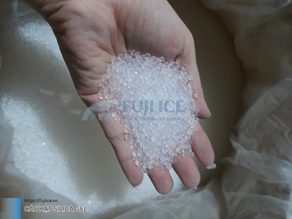 Gel là gì? Mọi Điều Cần Biết Về Dạng gel Và Các Ứng Dụng Phổ Biến 3 các hạt silica gel