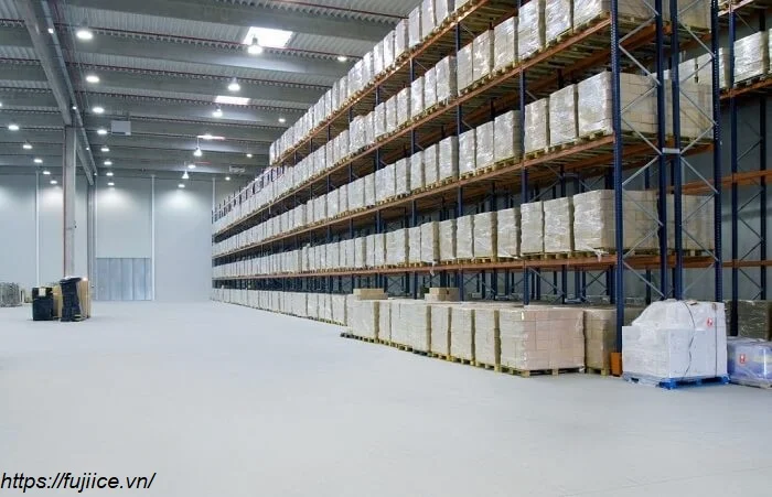 Kho Lạnh Công Nghiệp: Toàn Cảnh & Giải Pháp Tối Ưu Trong Chuỗi Cung Ứng Lạnh 1 kho-lanh-cong-nghiep-1